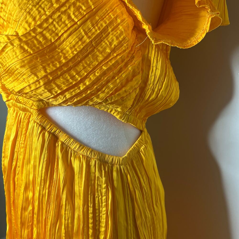 Express Satin V-Neck Flutter Sleeve Pleated Cutout Midi Dress Sz M Yellow Gold - Picture 6 of 11